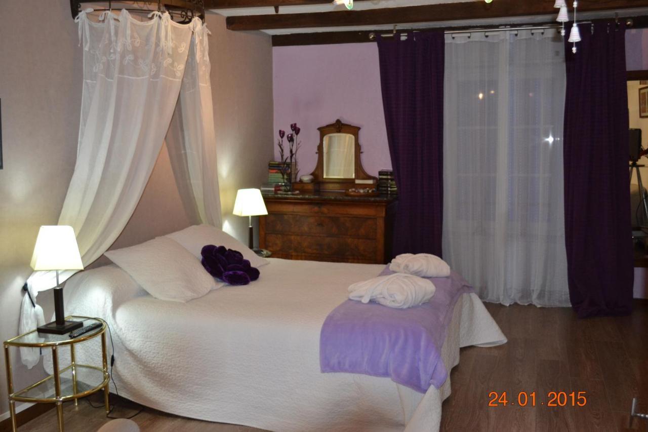 Bed And Breakfast "Le Moulin A Grains" Ménil-la-Horgne 外观 照片