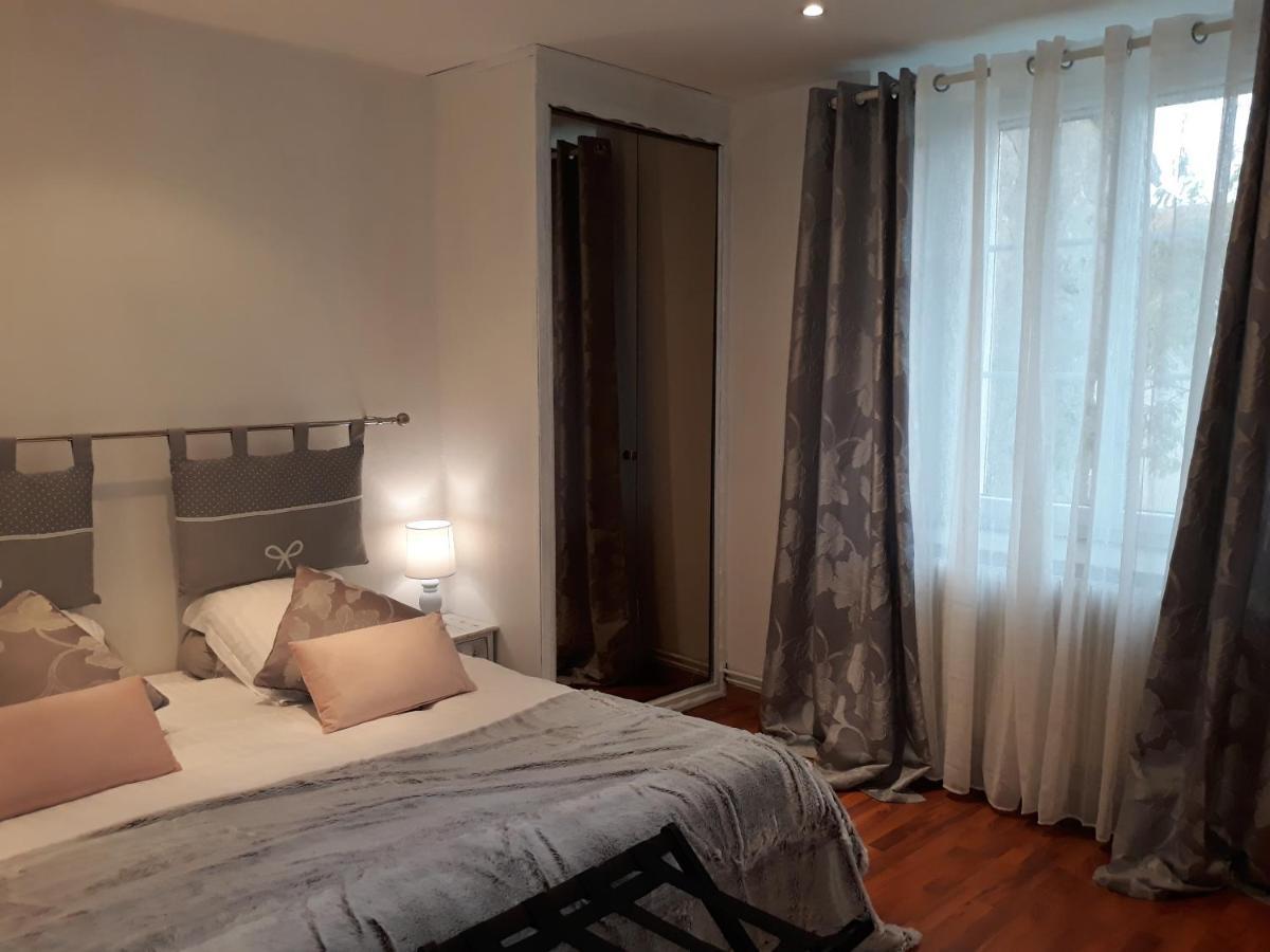 Bed And Breakfast "Le Moulin A Grains" Ménil-la-Horgne 外观 照片